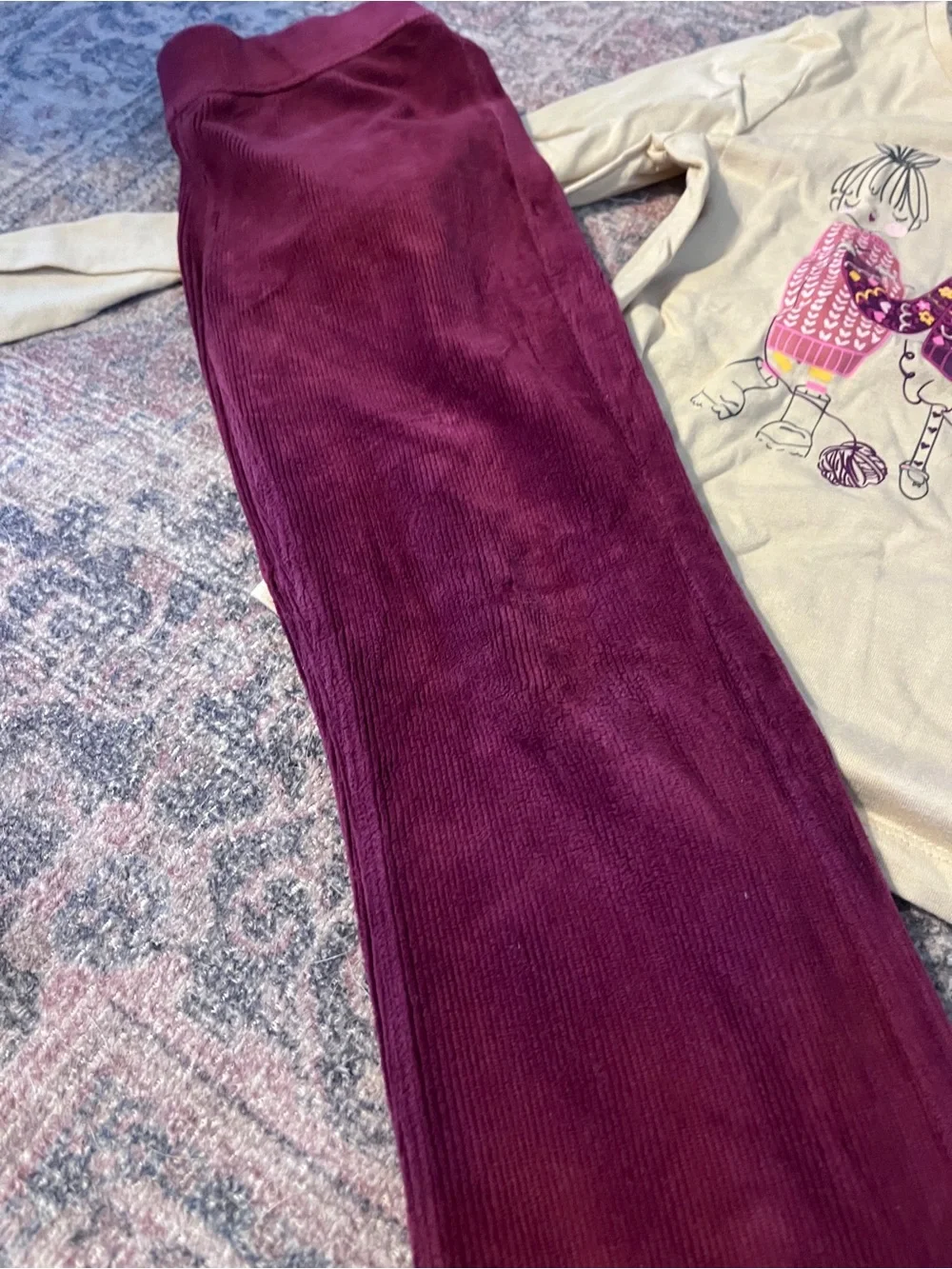 Girls 6/7 matching outfit velvet flare yoga pants with long sleeve shirt school